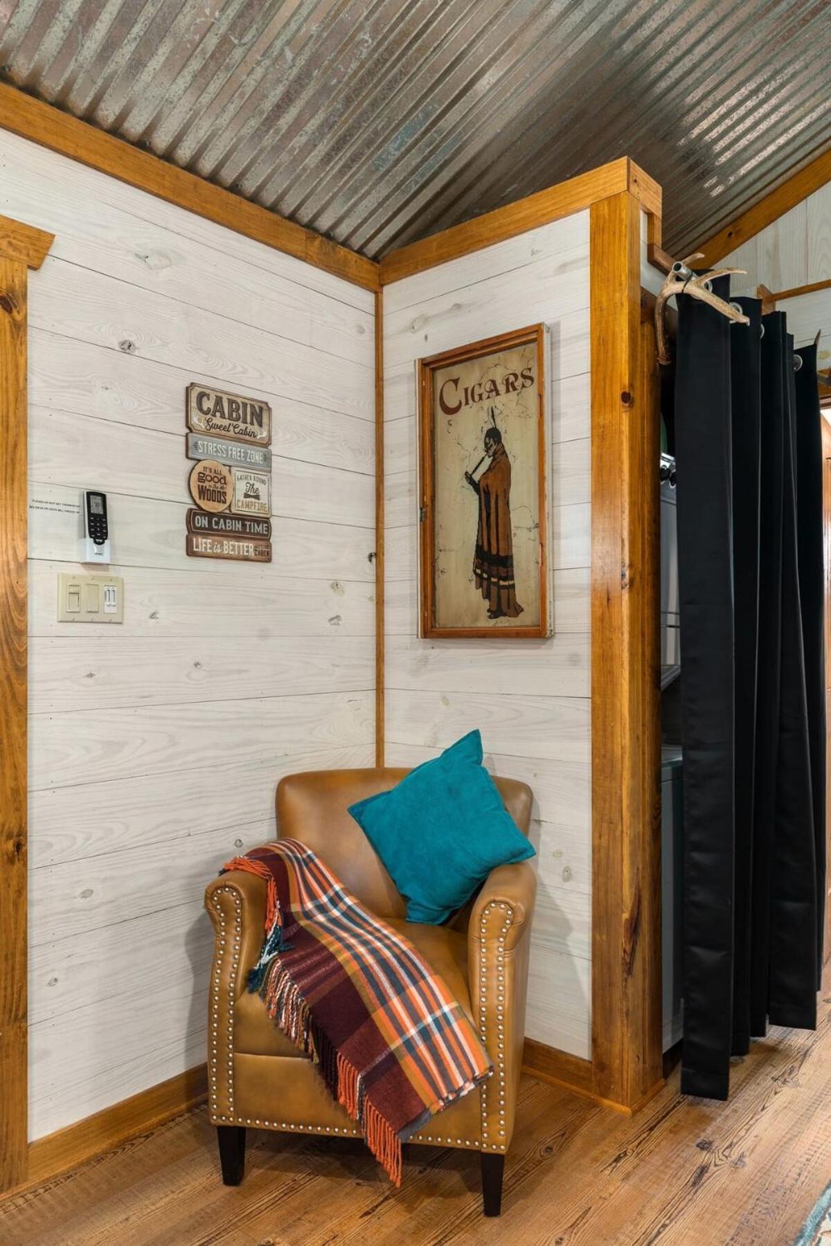Rockin' R - Rustic Star Cabin Φρέντερικσμπεργκ Εξωτερικό φωτογραφία