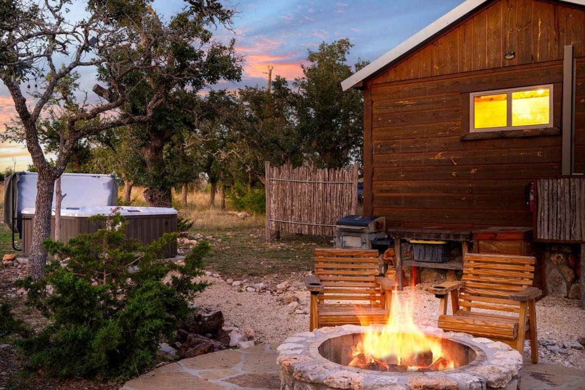 Rockin' R - Rustic Star Cabin Φρέντερικσμπεργκ Εξωτερικό φωτογραφία